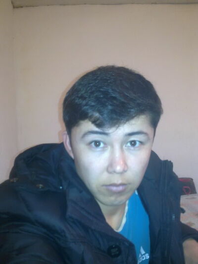  ,   Bek, 33 ,   