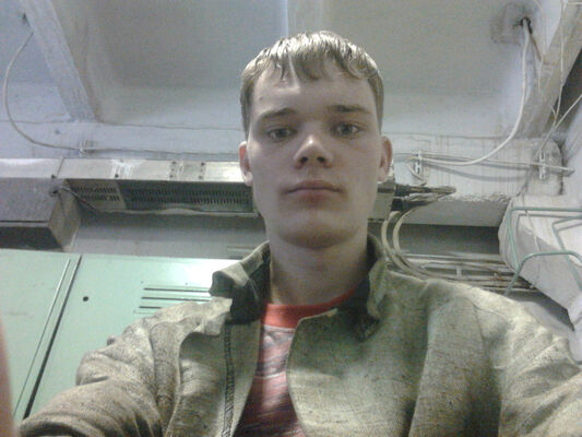  ,   Konstantin, 37 ,  