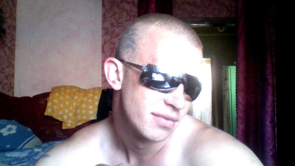  ,   Alex, 35 ,   