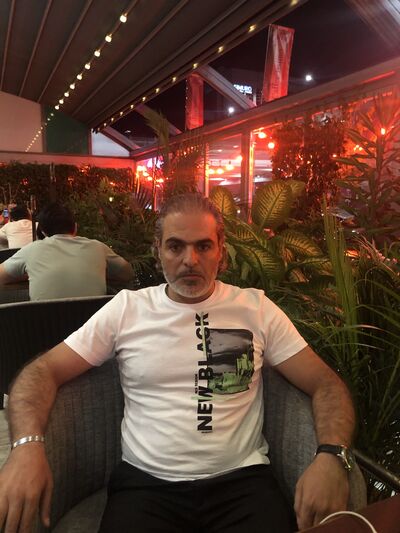  ,   Kaled, 49 ,   c 