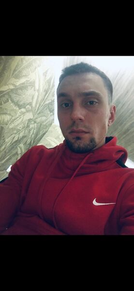  ,   Viktor, 29 ,   ,   