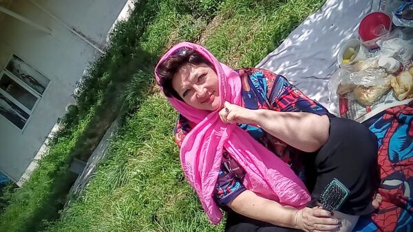  ,   Evgenia, 57 ,   ,   , c 