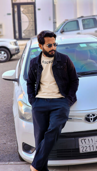 Lambeth,   Kaif, 26 ,   ,   
