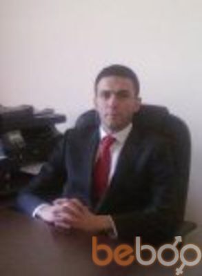  ,   Elvin, 39 ,   