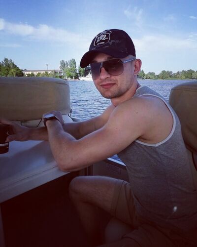  ,   Yarik, 32 ,   ,   