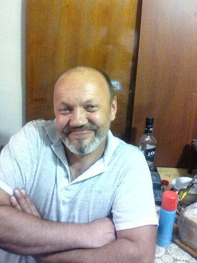  ,   Alex, 52 ,   