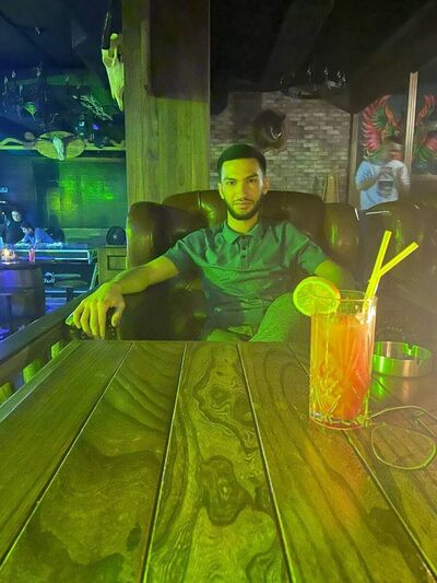  ,   Shaxboz, 27 ,   ,   