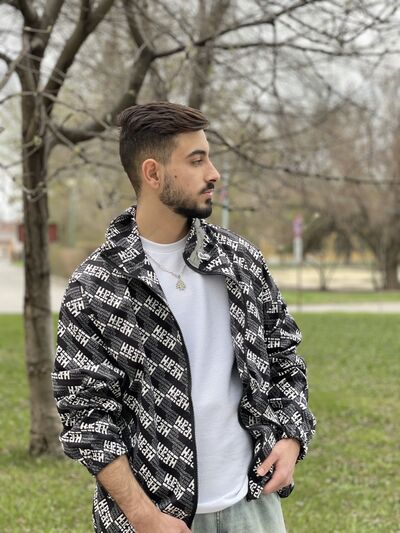  ,   HOUSSEIN, 24 ,   ,   