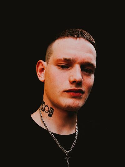  ,   Konstantin, 22 ,   ,   