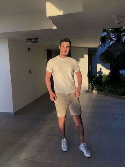  ,   Emre, 31 ,   ,   