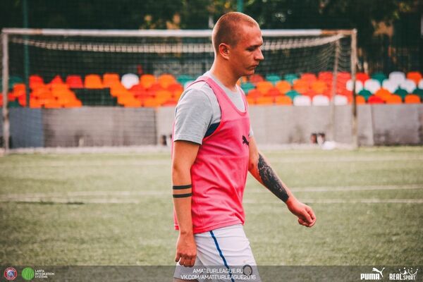  ,   Anton, 38 ,   ,   