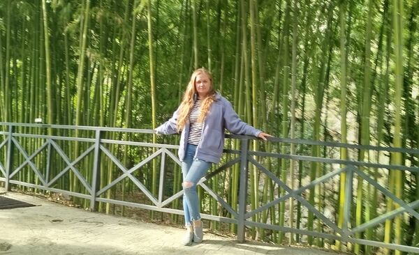  ,   Veronica, 40 ,   ,   