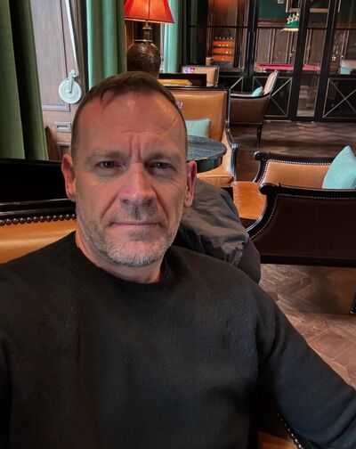  -,   , 42 ,     , c 