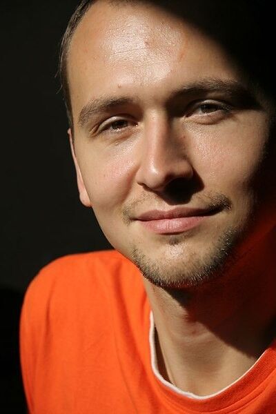  ,   Alex, 35 ,   