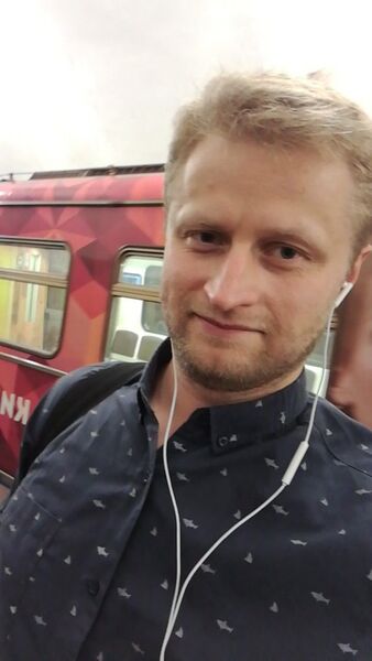  ,   Max, 44 ,   ,   , c 