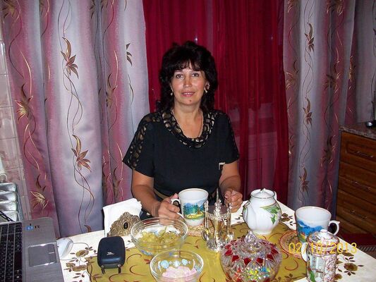  ,   Nataliya, 64 ,   c 