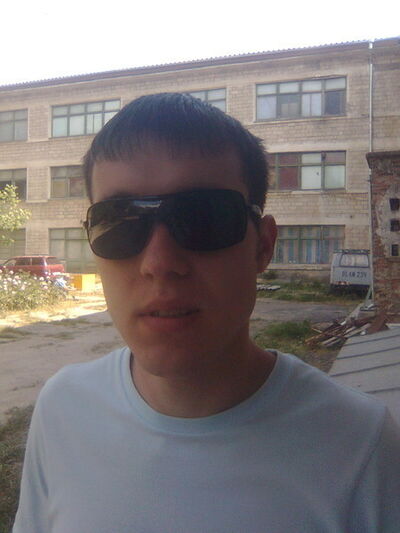  ,   Boris, 37 ,   