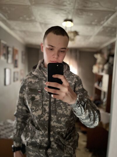  ,   Daniel, 20 ,   ,   