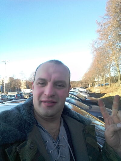  Huddinge,   , 42 ,   ,   , c , 