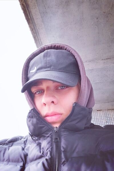  --,   Vlad, 20 ,   ,   