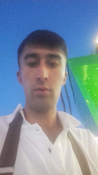  ,   Ahmed, 32 ,     , c 