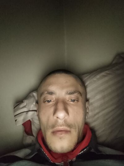  ,   Daniel, 29 ,   ,   