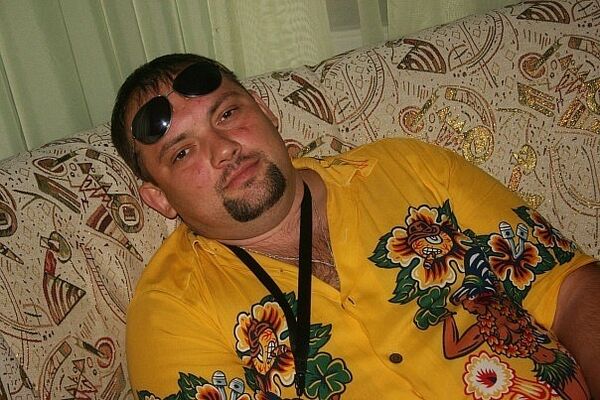  ,   Andrey, 52 ,   ,   , c , 
