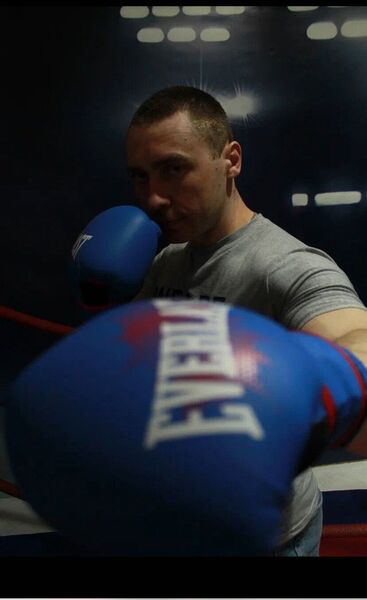  ,   Mikhail, 33 ,   , 