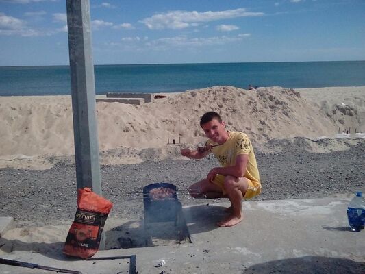  ,   Veaceslav, 32 ,     , c 