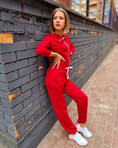 ,   Elena, 35 ,     , c , 