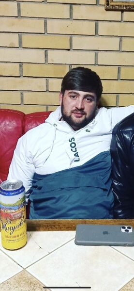  ,   Arman, 25 ,   ,   