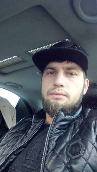 ,   Amir, 102 ,   ,   