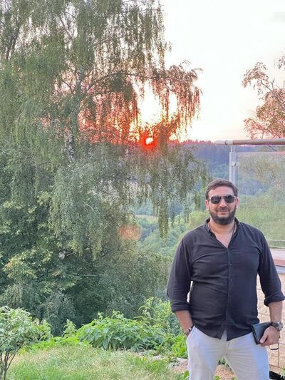  ,   Garik, 40 ,   ,   