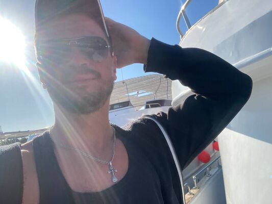  ,   Ivan, 36 ,   ,   