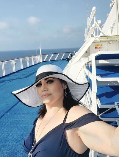  ,   Rada, 48 ,     , c 