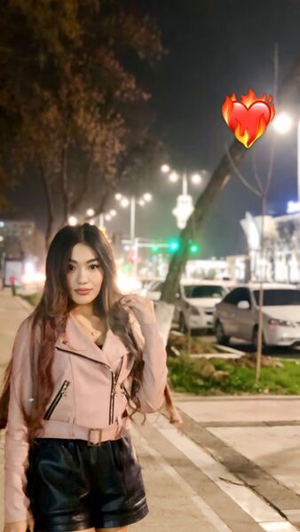  ,   Leyla, 23 ,   ,   