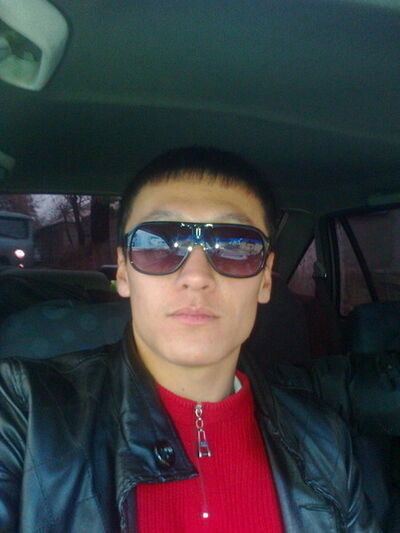  ,   Olzhas, 34 ,   