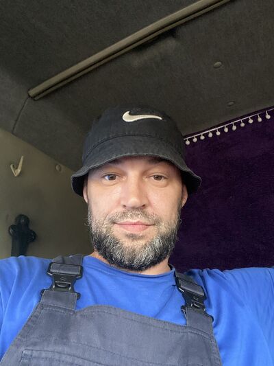  ,   Adei, 42 ,   