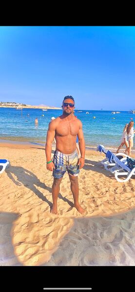  ,   Ahmed, 27 ,   ,   