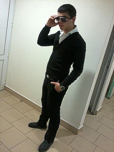  ,   Emil, 29 ,   