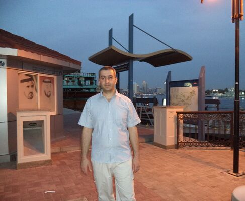  ,   Emin, 44 ,     , c 