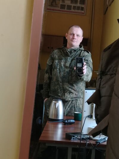  ,   Alexander, 41 ,   ,   , c , 