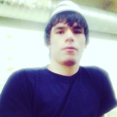  -,   Ali, 33 ,   ,   , c 