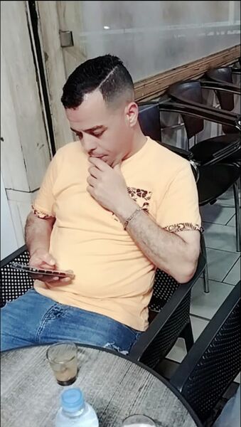  ,   Happy, 40 ,   ,   