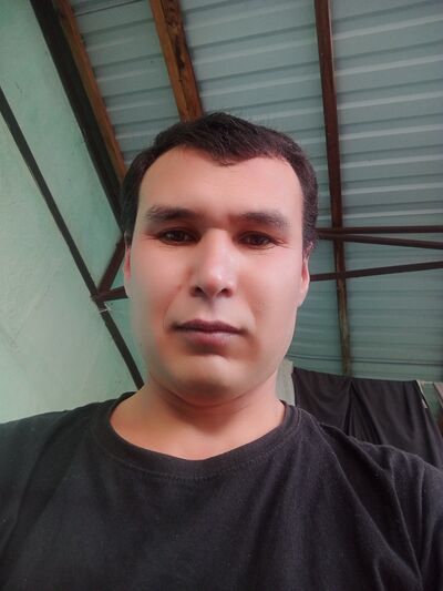  ,   Akromjon, 33 ,   ,   