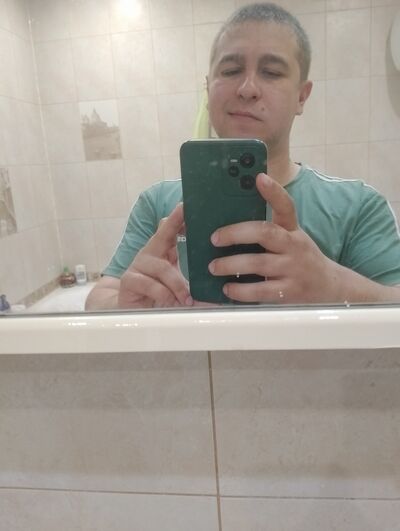  ,   Sasha, 33 ,   ,   