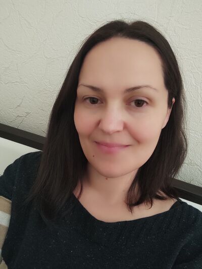  --,   Elena, 43 ,   ,   