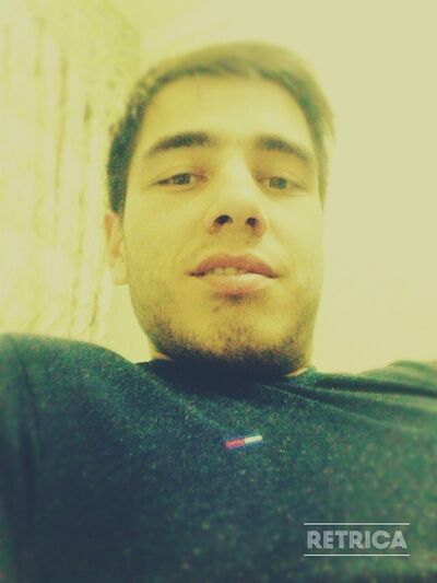  ,   Farxed, 33 ,  