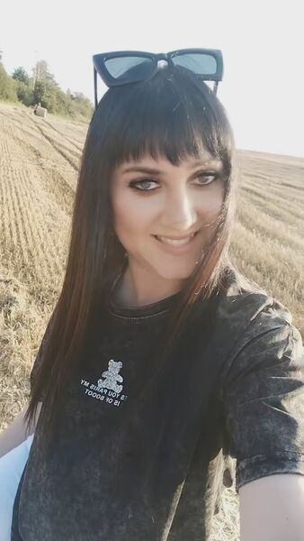  ,   Nika, 39 ,   c , 