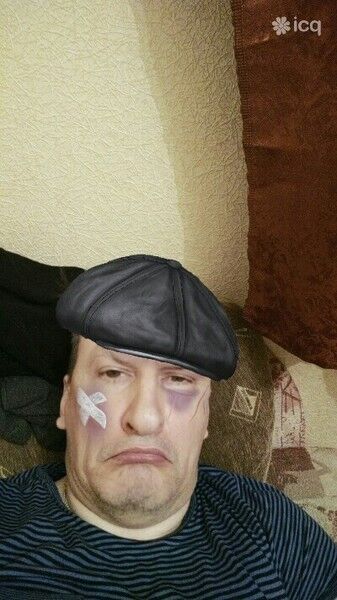  ,   Viktor, 54 ,   